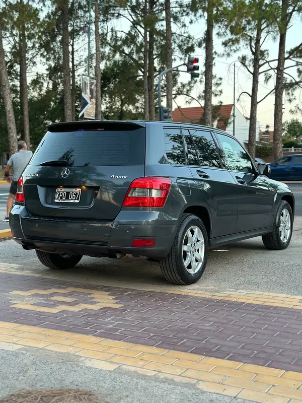 Mira esta publicación de Mercedes Benz GLK