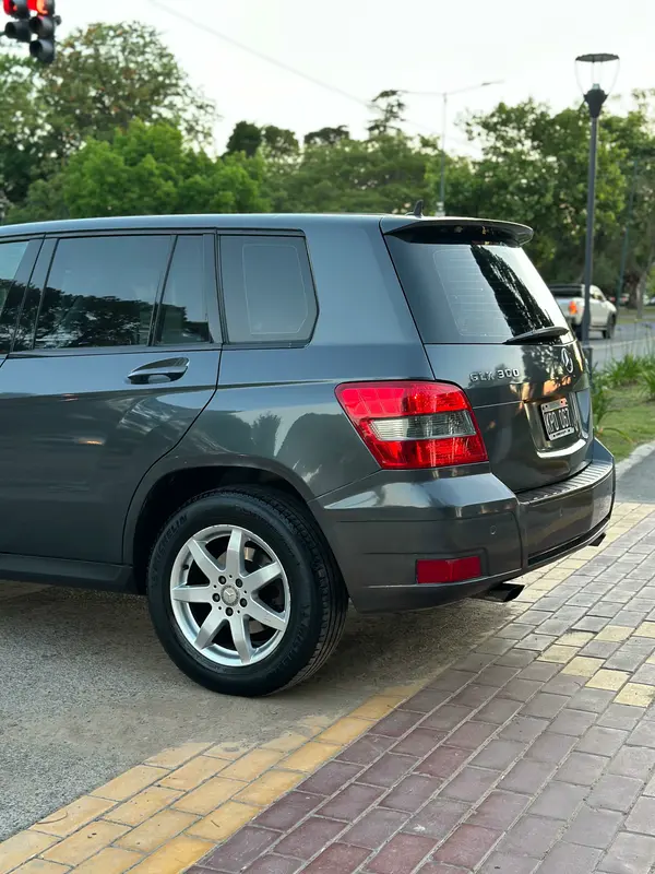 Mira esta publicación de Mercedes Benz GLK