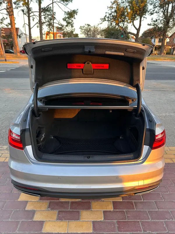 Mira esta publicación de Audi A4