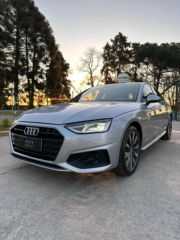 Mira esta publicación de Audi A4