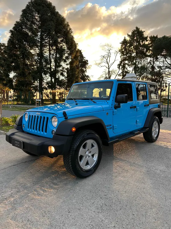Mirá esta publicación de Jeep Wrangler