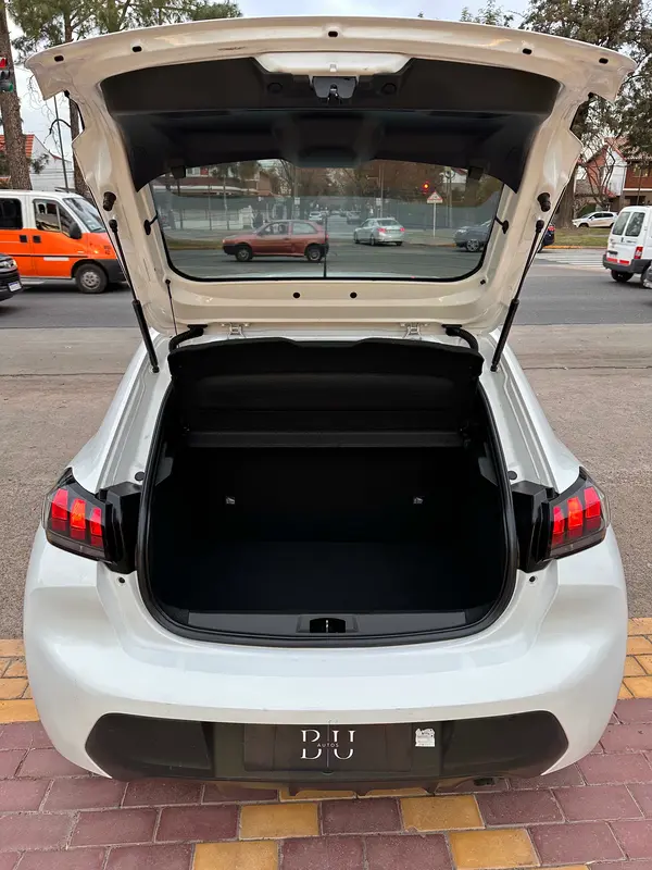 Mirá esta publicación de Peugeot 208