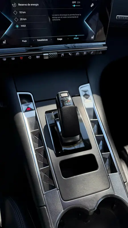 Mirá esta publicación de Ds Automobiles DS7