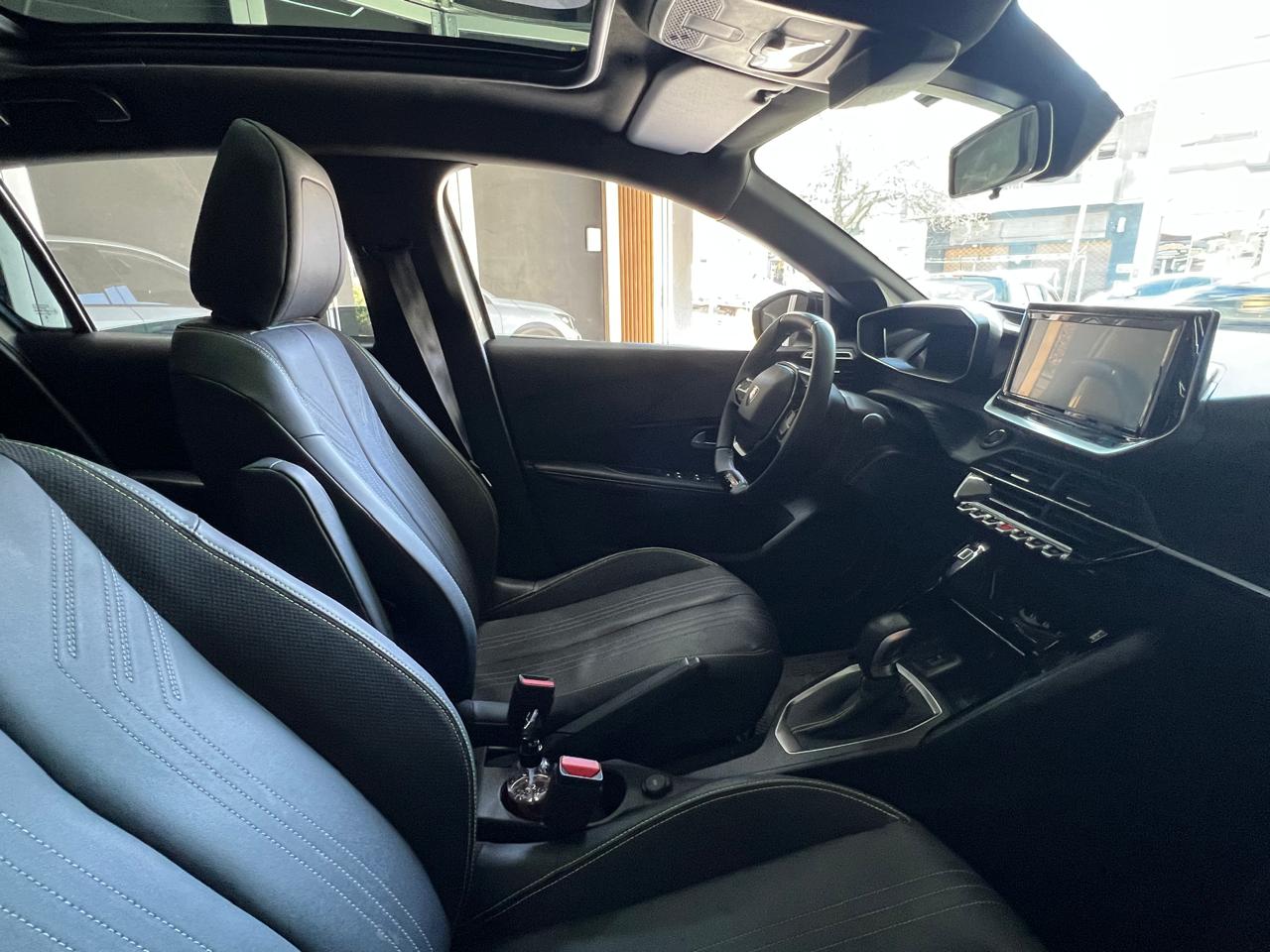 Mira esta publicación de Peugeot 208