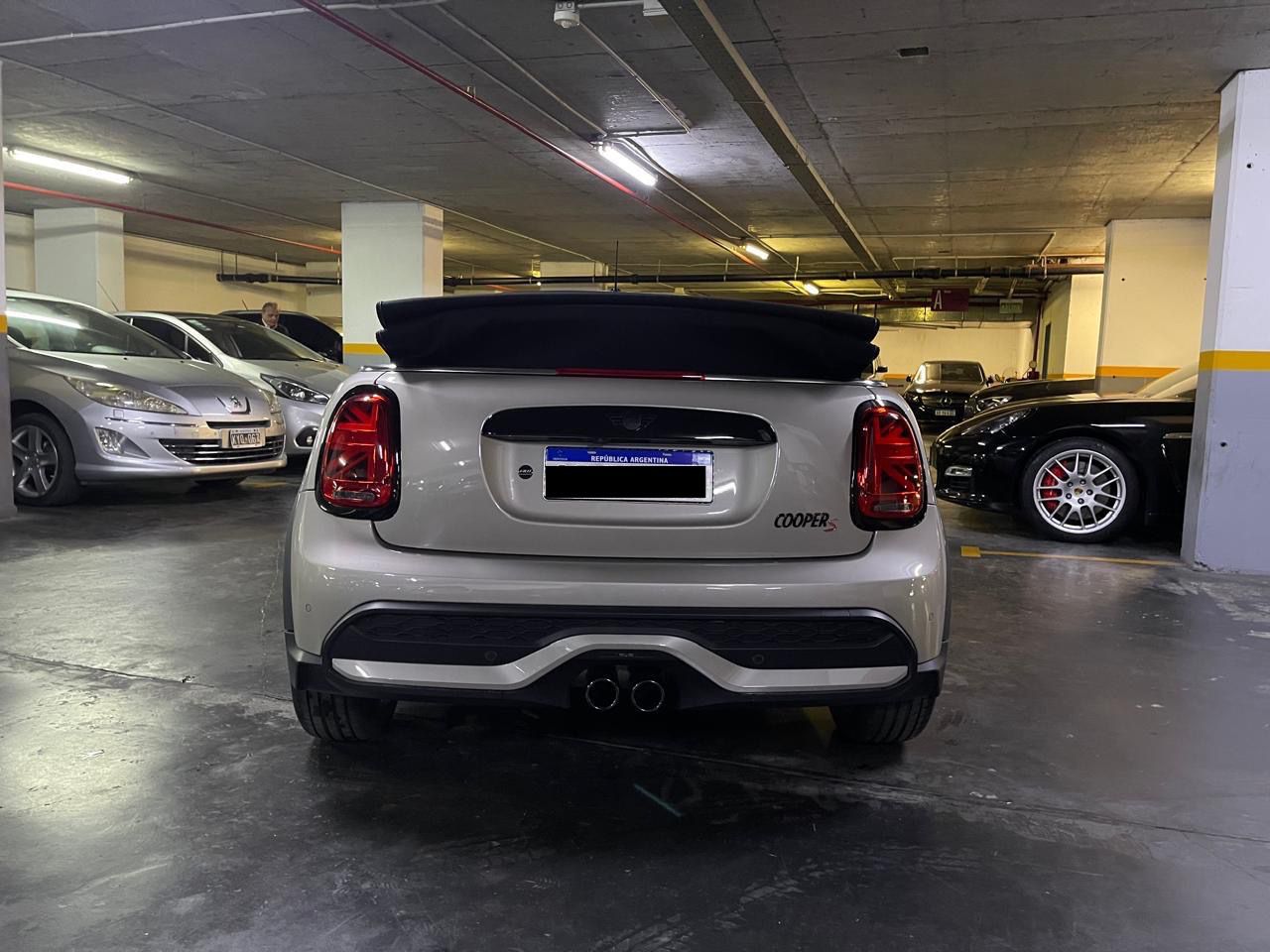 Mira esta publicación de Mini Cooper Cabrio