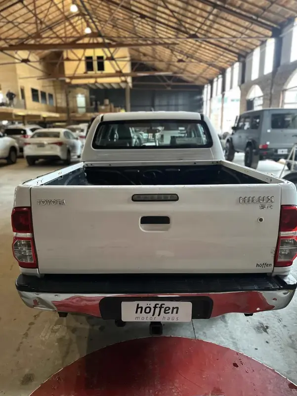 Mira esta publicación de Toyota Hilux 2015 en Motordil