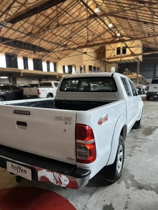 Mira esta publicación de Toyota Hilux 2015 en Motordil