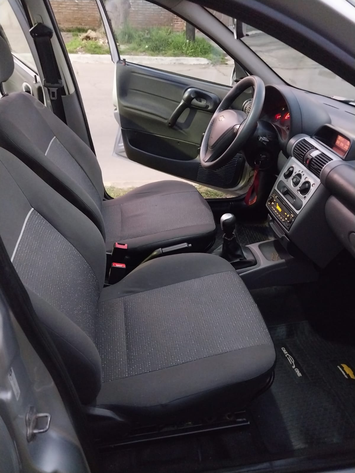 Mira esta publicación de Chevrolet Classic 2016 en Motordil