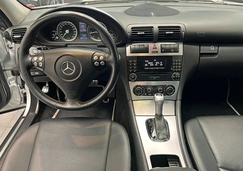 Mira esta publicación de Mercedes Benz Clase C