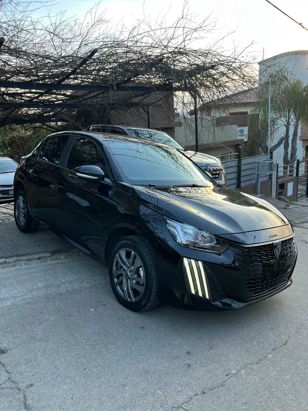Mirá esta publicación de Peugeot 208