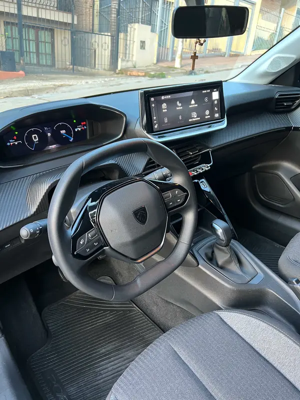 Mirá esta publicación de Peugeot 208