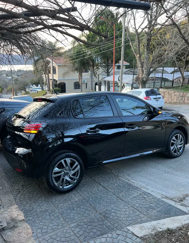 Mirá esta publicación de Peugeot 208