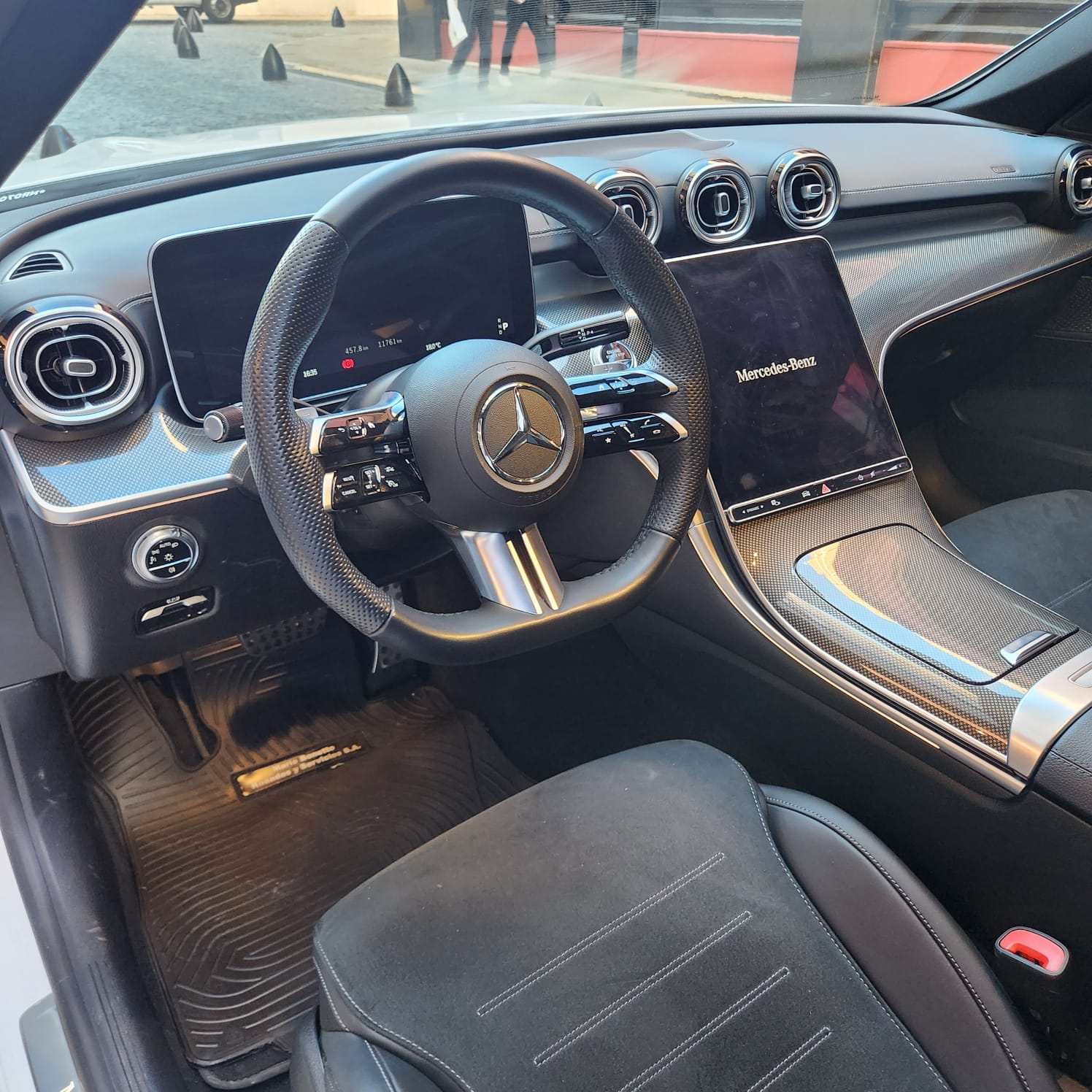 Mira esta publicación de Mercedes Benz Clase C