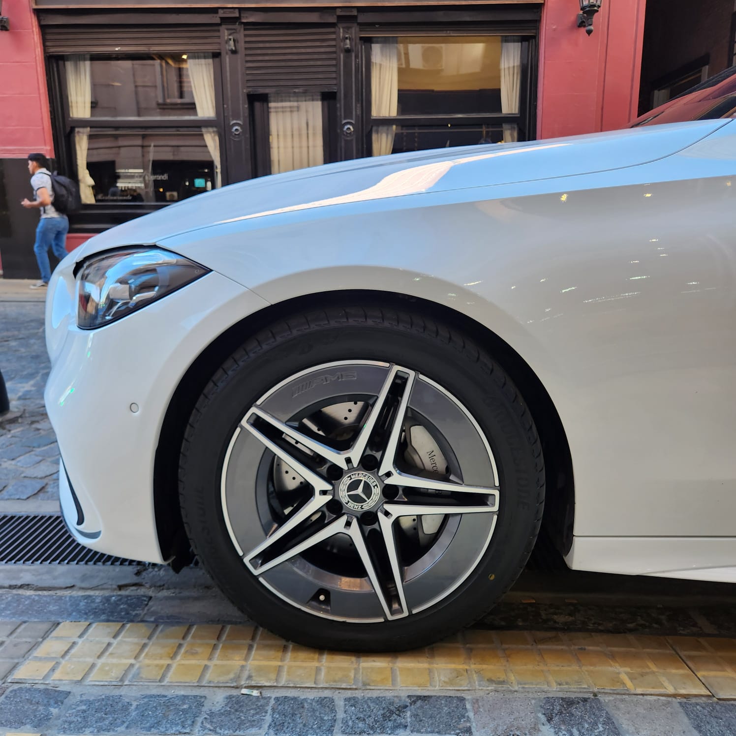 Mira esta publicación de Mercedes Benz Clase C