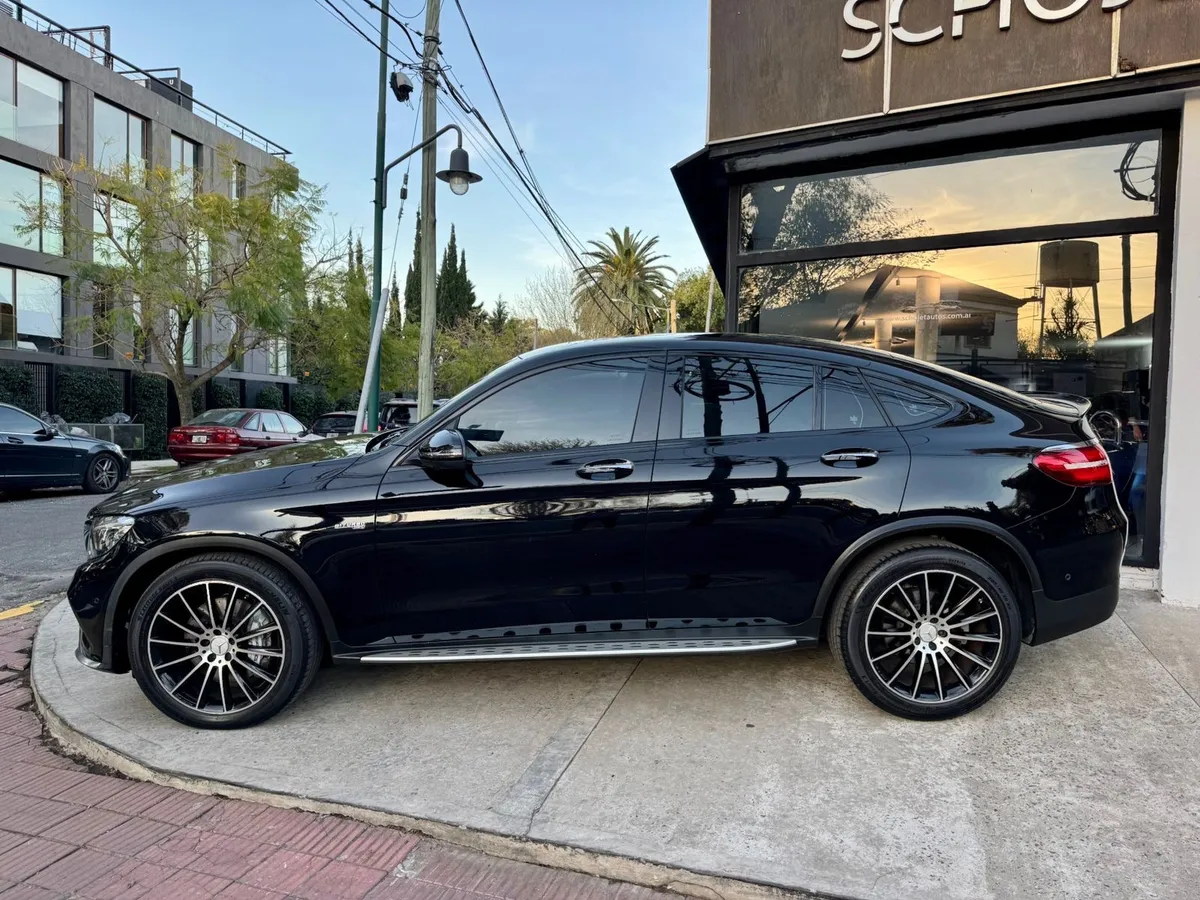 Mira esta publicación de Mercedes Benz GLC