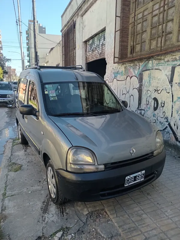 Mira esta publicación de Renault Kangoo 2007 en Motordil