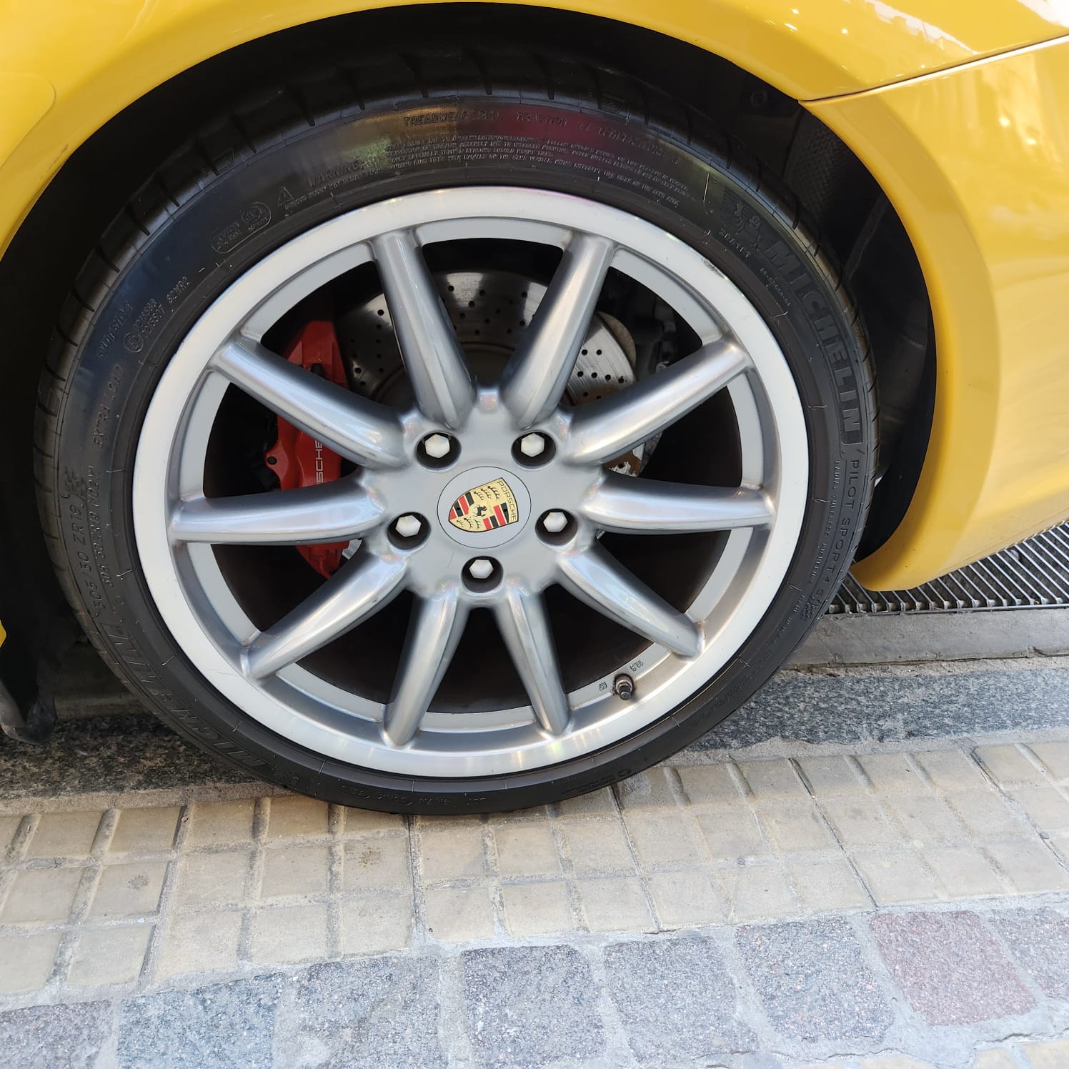 Mirá esta publicación de Porsche 911
