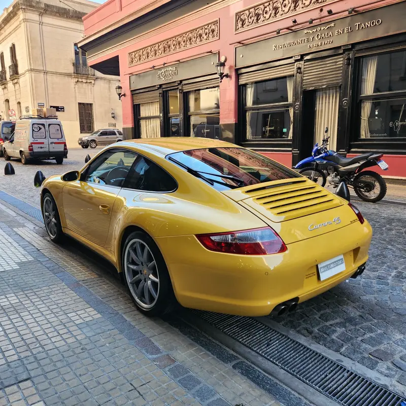 Mira esta publicación de Porsche 911