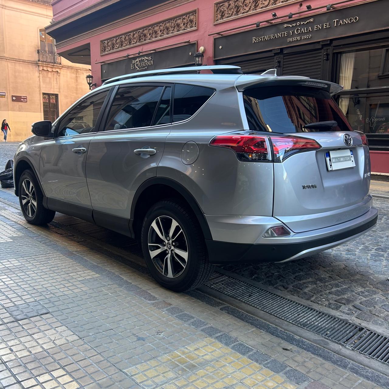 Mirá esta publicación de Toyota RAV4