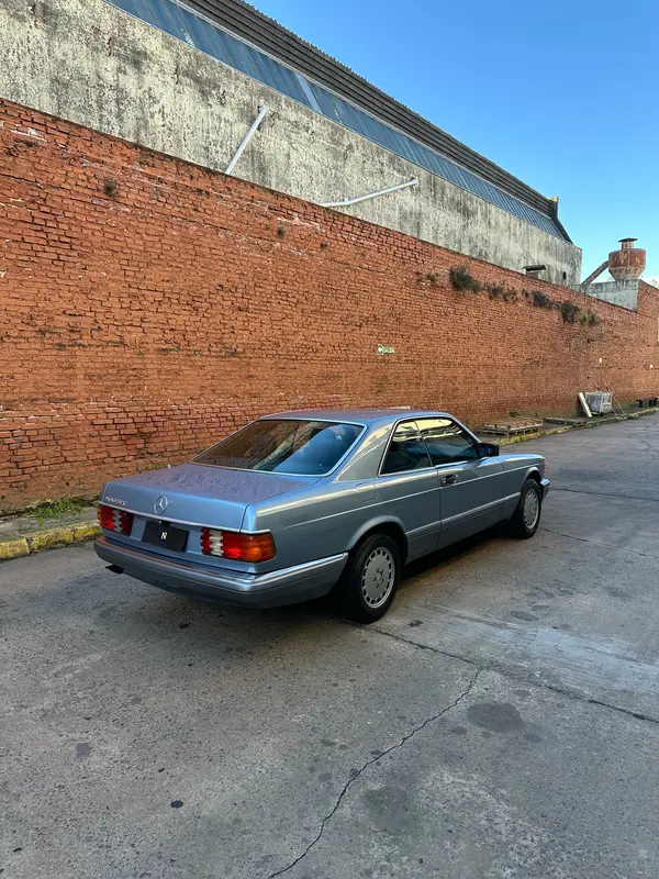 Mira esta publicación de Mercedes Benz 500