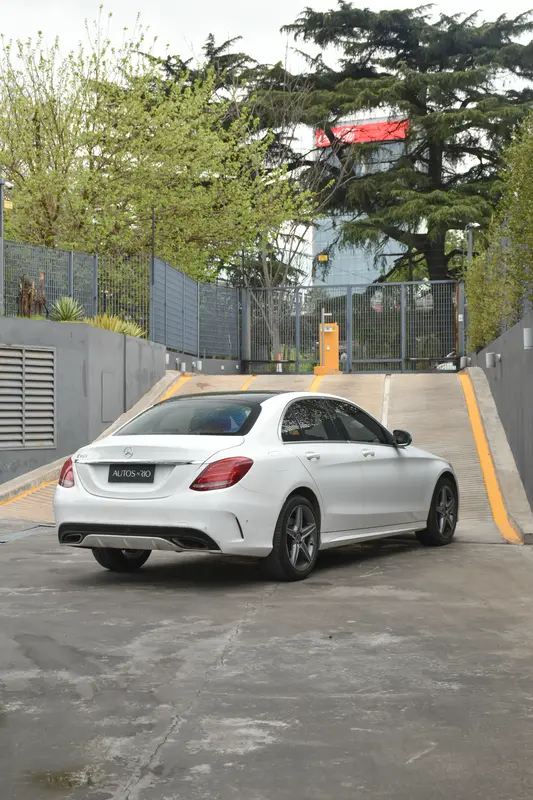 Mirá esta publicación de Mercedes Benz Clase C
