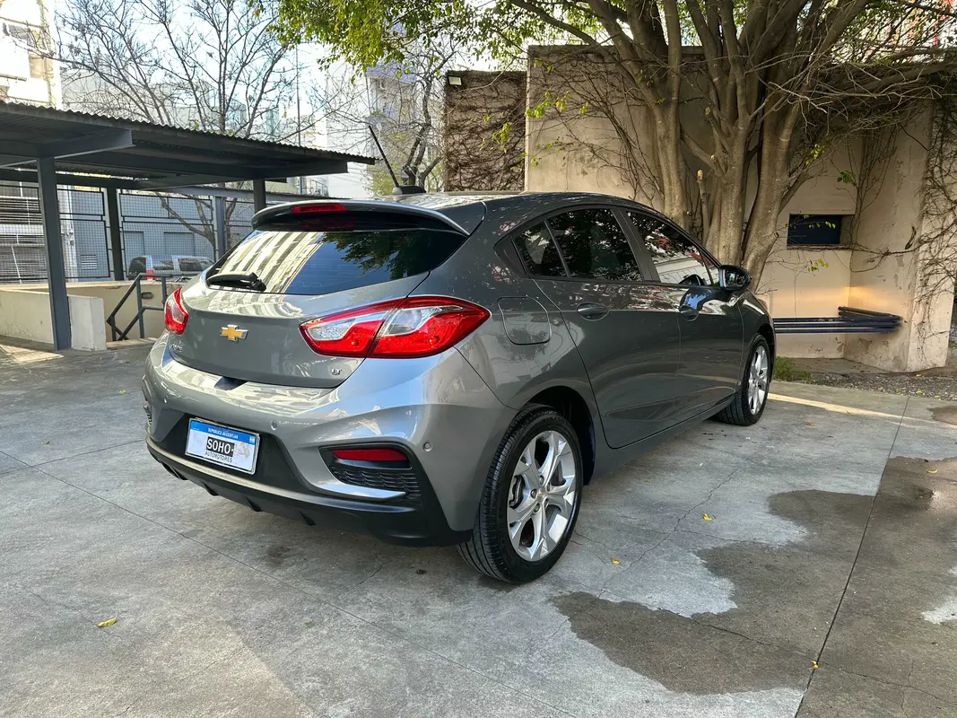 Mira esta publicación de Chevrolet Cruze 2022 en Motordil