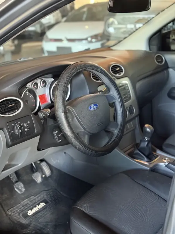 Mira esta publicación de Ford Focus 2013 en Motordil