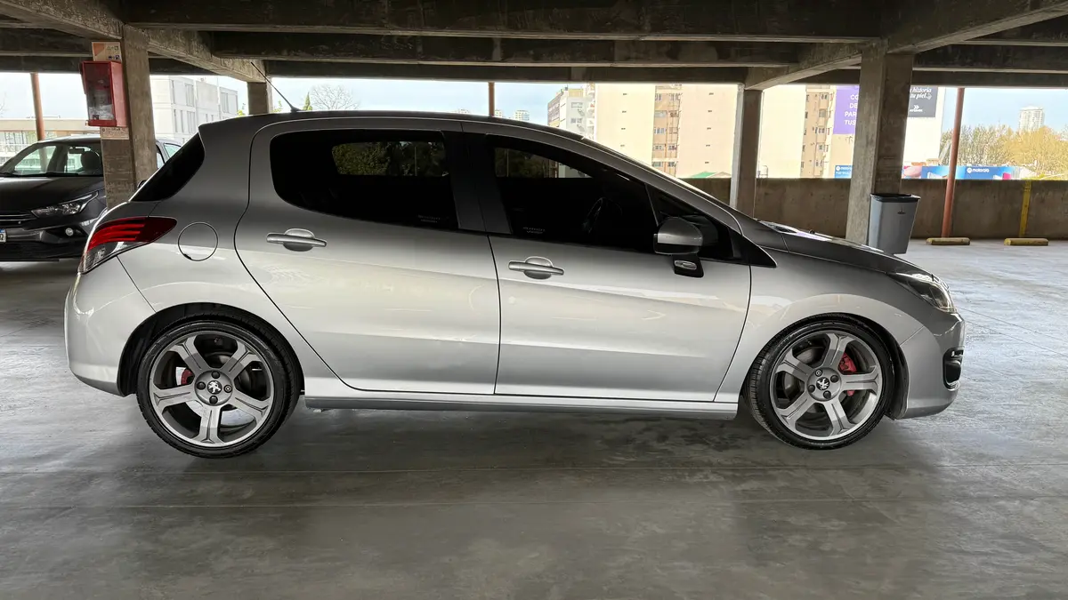 Mira esta publicación de Peugeot 308