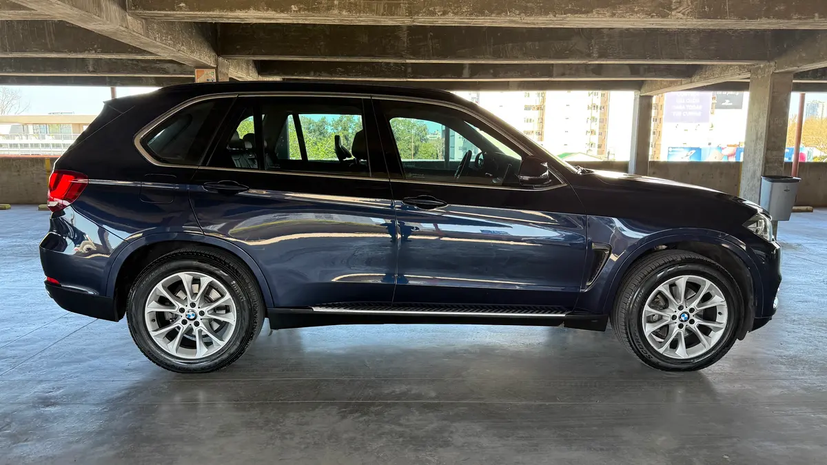 Mira esta publicación de BMW X5