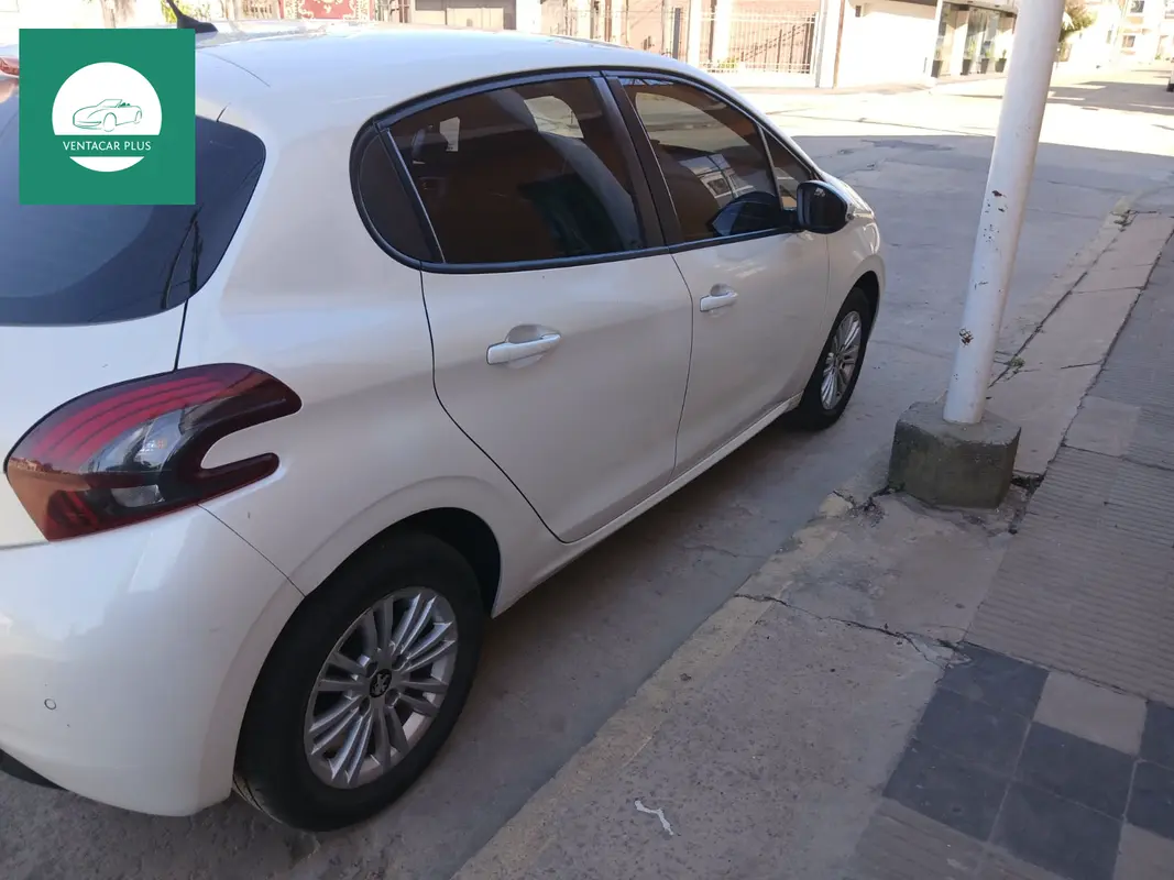 Mirá esta publicación de Peugeot 208