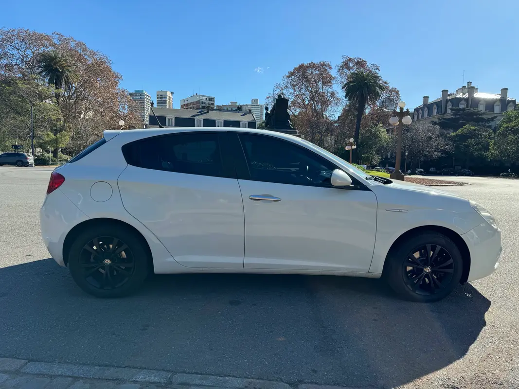 Mira esta publicación de Alfa Romeo Giulietta