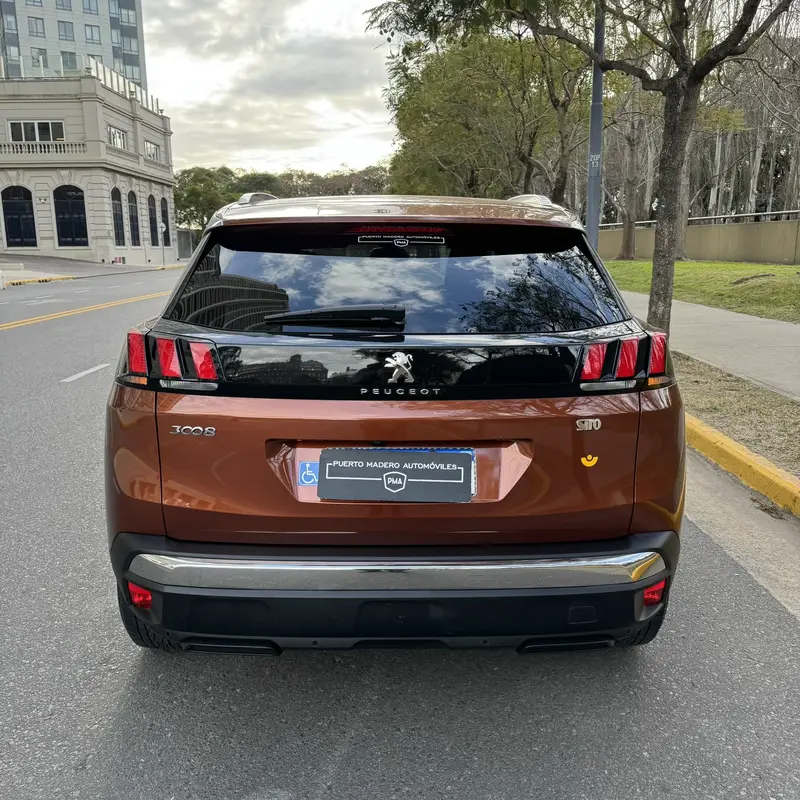 Mira esta publicación de Peugeot 3008