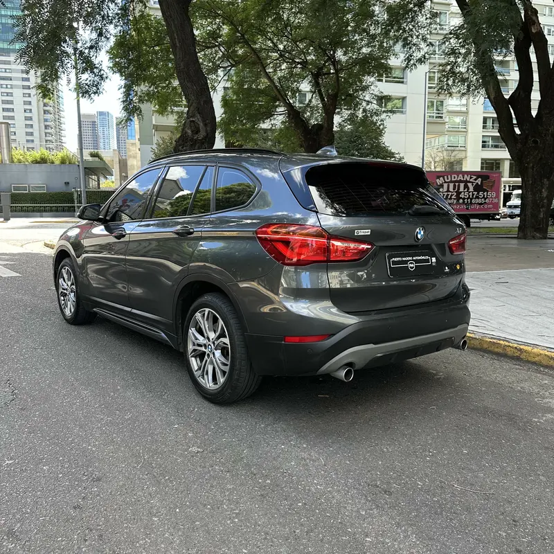 Mira esta publicación de BMW X1