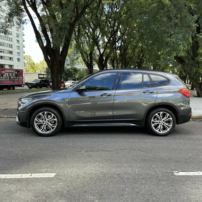 Mira esta publicación de BMW X1