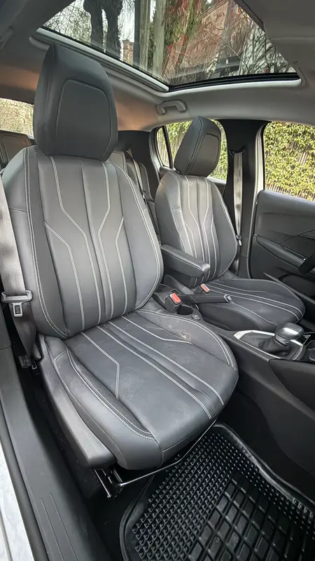 Mirá esta publicación de Peugeot 208