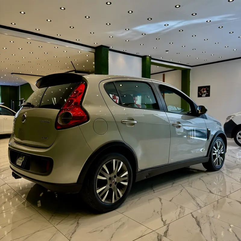 Mira esta publicación de Fiat Palio 2015 en Motordil