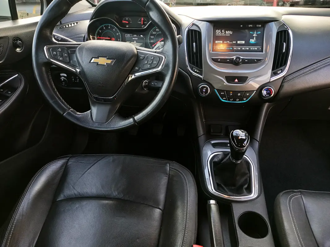 Mira esta publicación de Chevrolet Cruze 2018 en Motordil