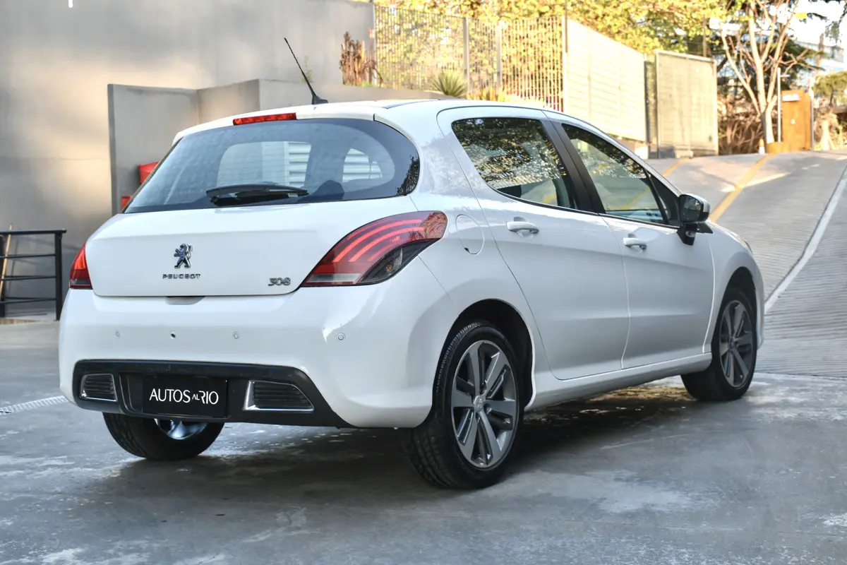 Mira esta publicación de Peugeot 308