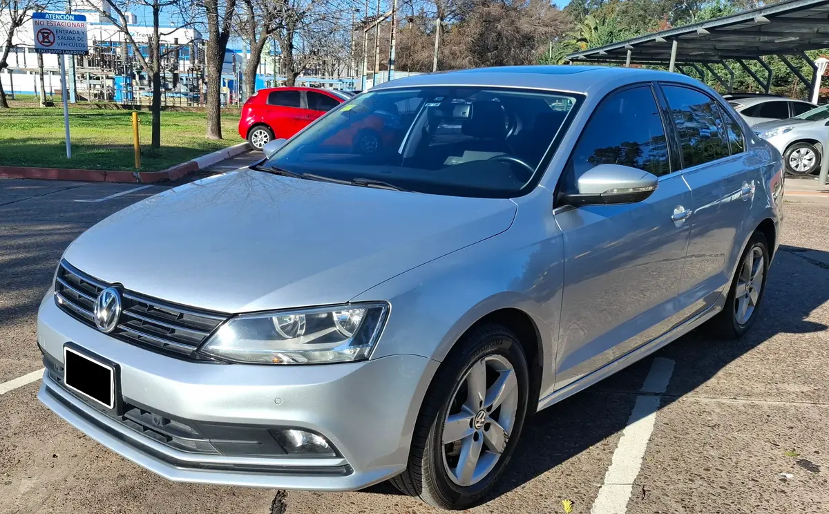 Mira esta publicación de Volkswagen Vento 2016 en Motordil