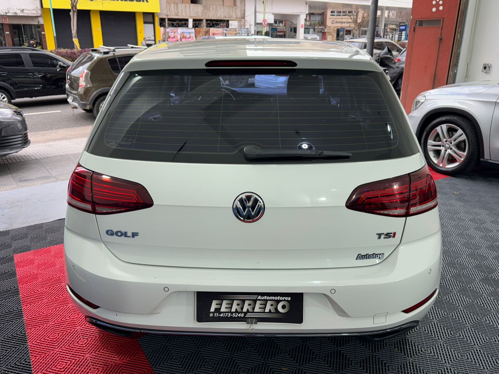 Mira esta publicación de Volkswagen Golf 2019 en Motordil