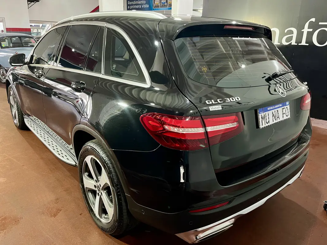 Mira esta publicación de Mercedes Benz GLC