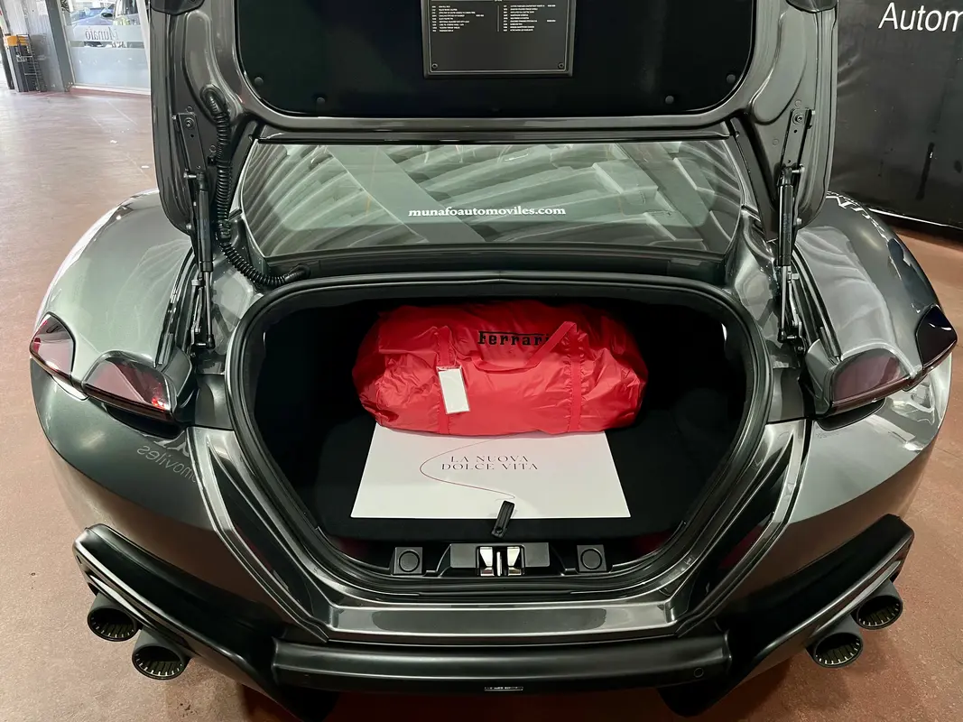 Mira esta publicación de Ferrari Roma