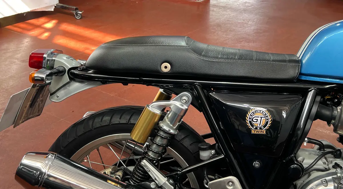 Mira esta publicación de Royal Enfield 650 Continental GT 2020 en Motordil