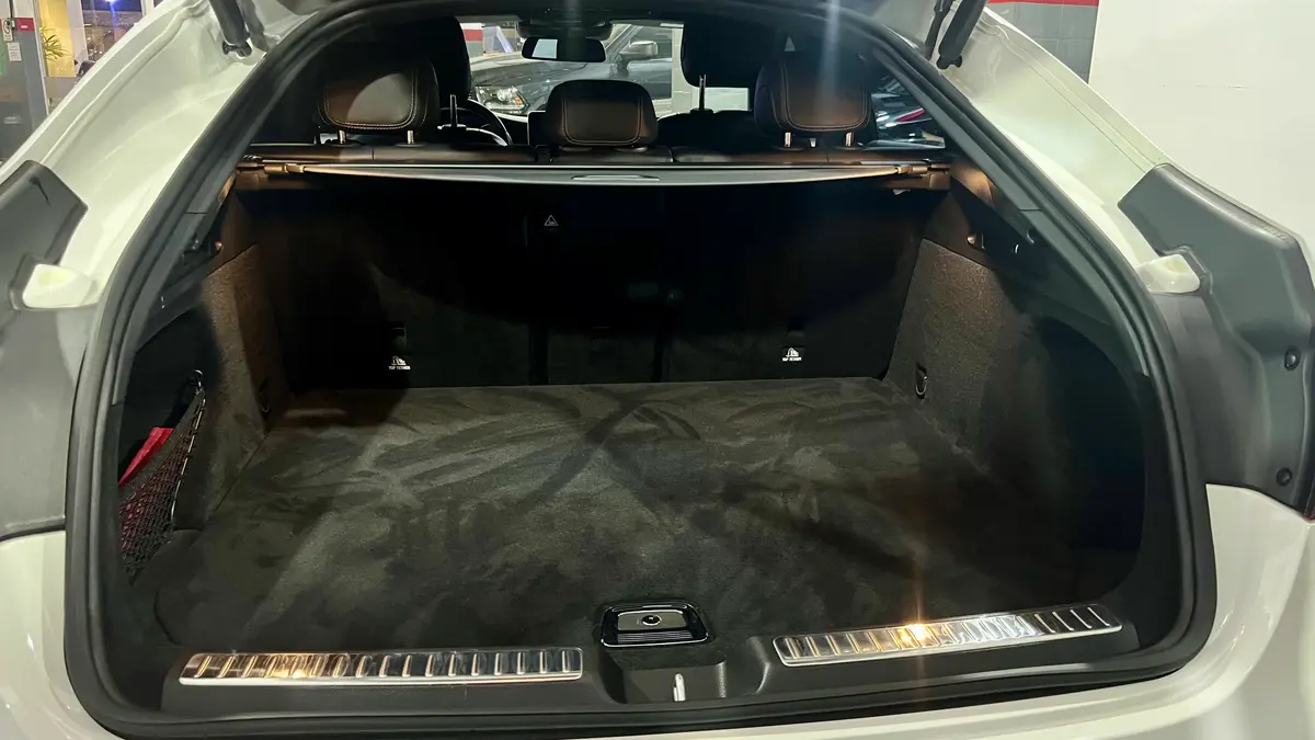 Mira esta publicación de Mercedes Benz GLC 2017 en Motordil