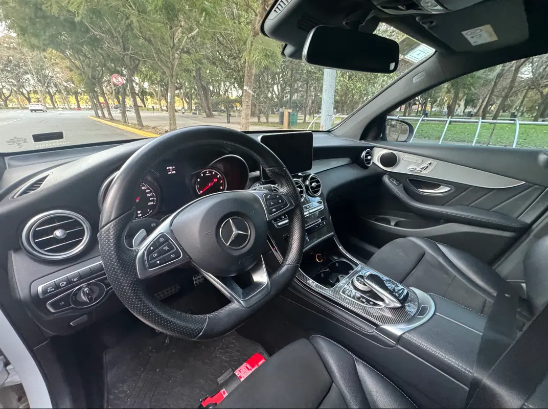 Mira esta publicación de Mercedes Benz GLC
