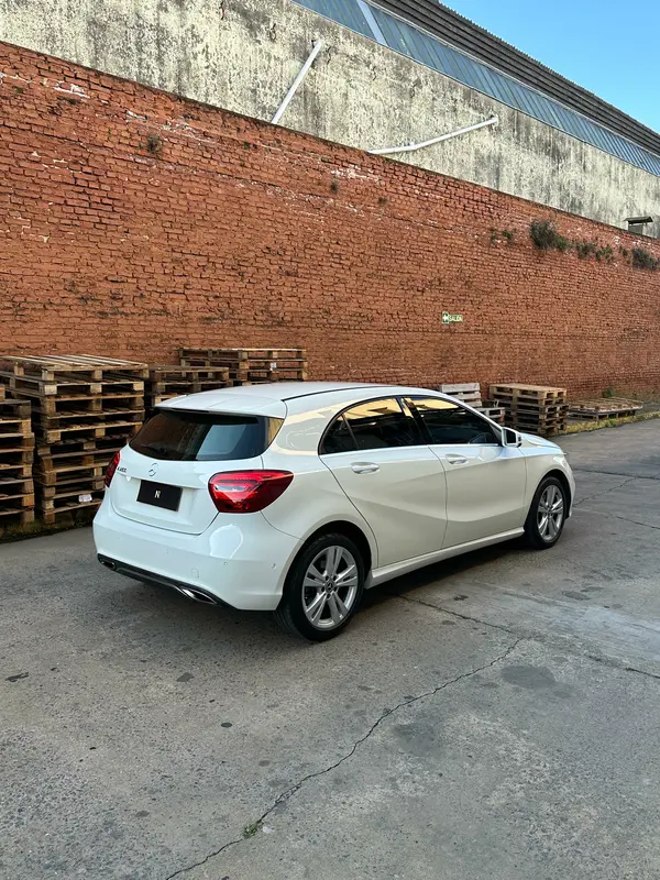 Mira esta publicación de Mercedes Benz Clase A