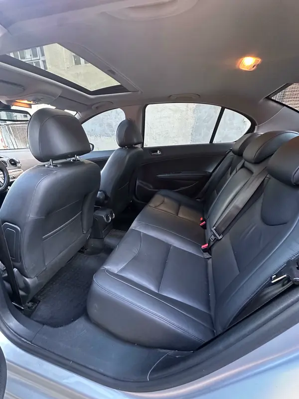 Mira esta publicación de Peugeot 408