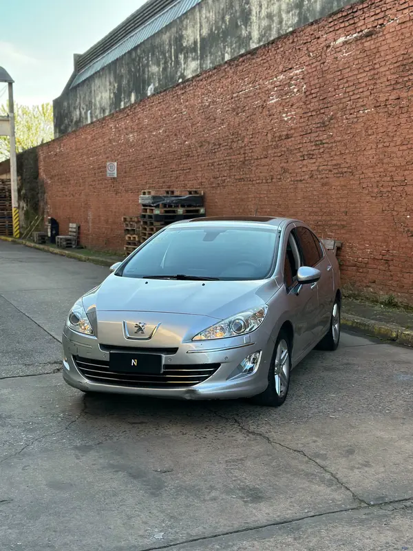 Mira esta publicación de Peugeot 408