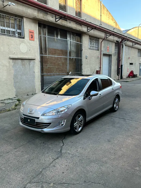 Mira esta publicación de Peugeot 408