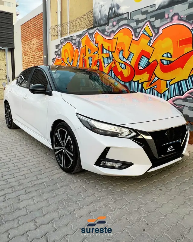 Mira esta publicación de Nissan Sentra 2021 en Motordil
